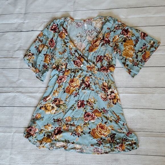 Xhilaration Dresses & Skirts - Xhilaration Medium Short Sleeve Dress